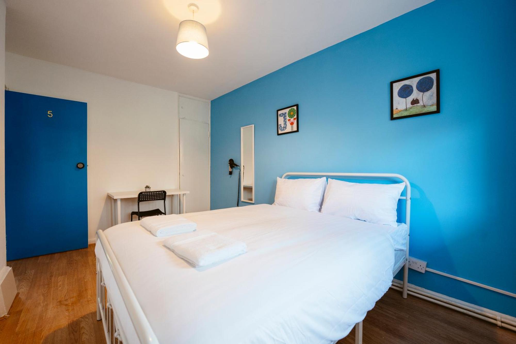 Deptford Bridge Double Rooms ロンドン エクステリア 写真