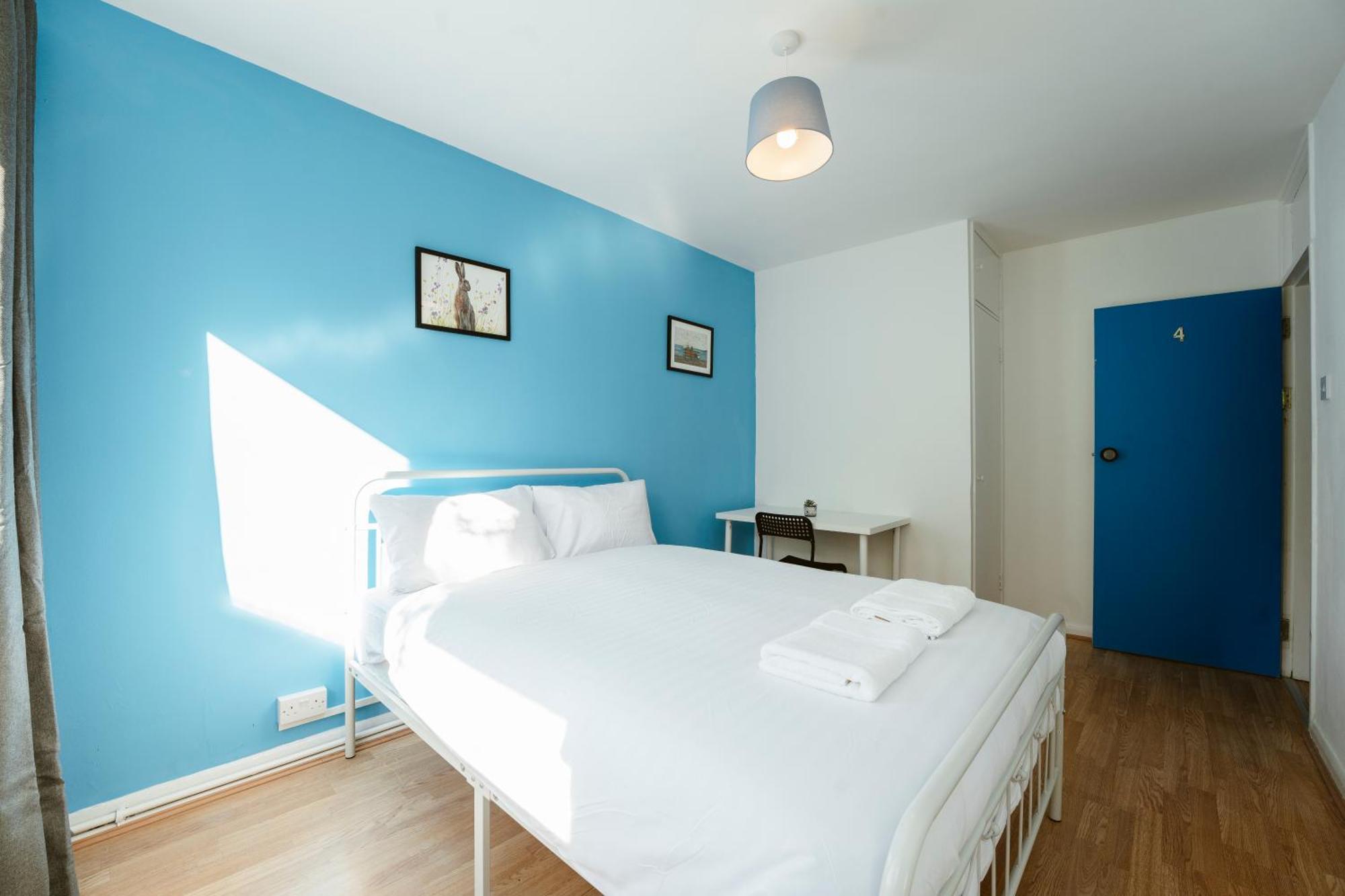 Deptford Bridge Double Rooms ロンドン エクステリア 写真