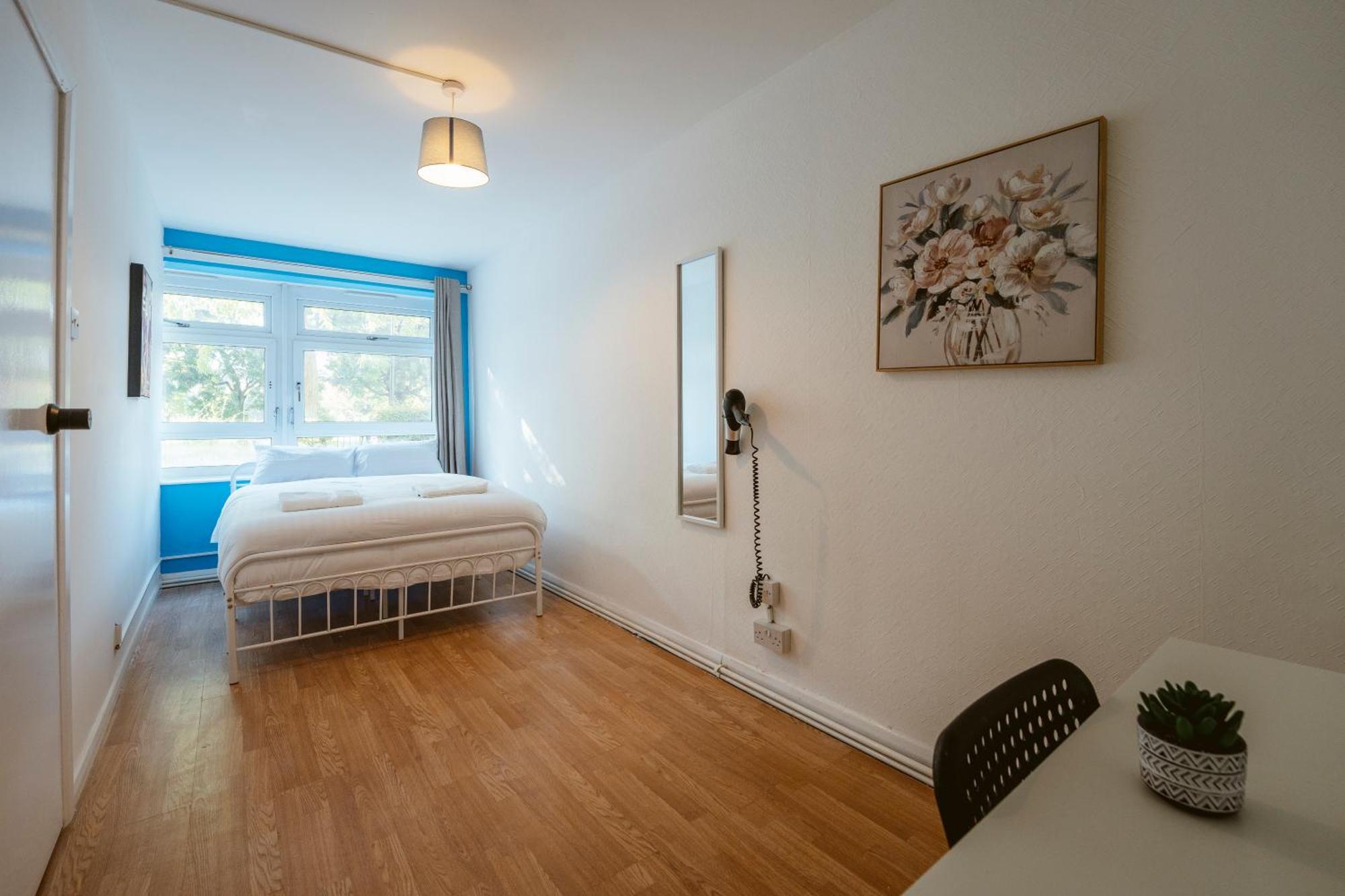 Deptford Bridge Double Rooms ロンドン エクステリア 写真