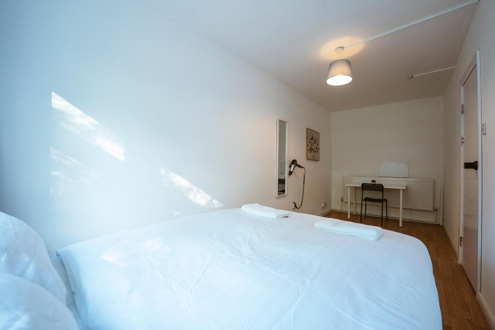 Deptford Bridge Double Rooms ロンドン エクステリア 写真